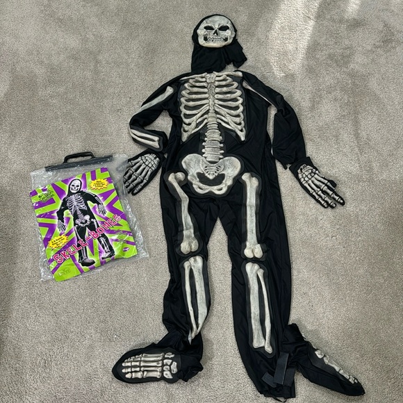 Skelebones Costume - Picture 1 of 3